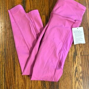 🎉NWT Lululemon Athletica Vibrant Pink Leggings Fast and Free HR!